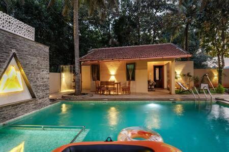 Golden Radiance Airyaman Spa & Pool Villa Breakfast & Spa Included Mysore Exterior foto