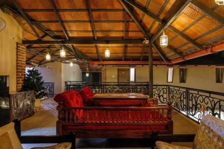 Golden Radiance Airyaman Spa & Pool Villa Breakfast & Spa Included Mysore Exterior foto